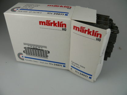 H0 MÄRKLIN C-Gleis 24071: 10 st. ‘gerade, 70,8MM’, neu