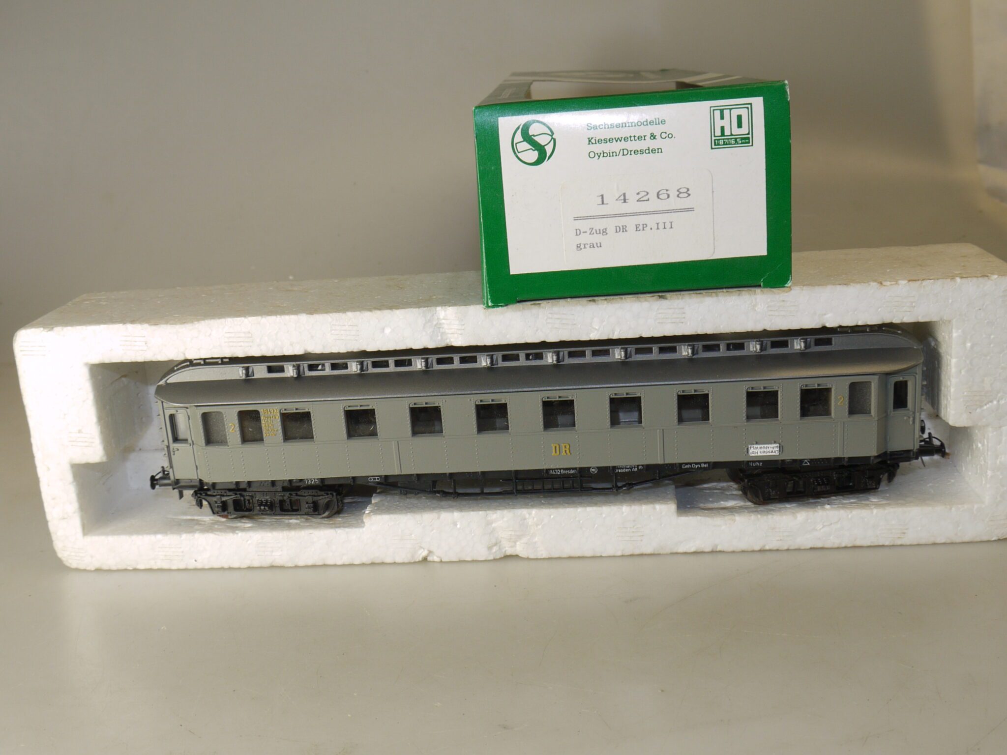 h0 Sachsenmodelle 14268 D-Zugwagen grau 2.Kl. Ep.III DR, neuw./OVP