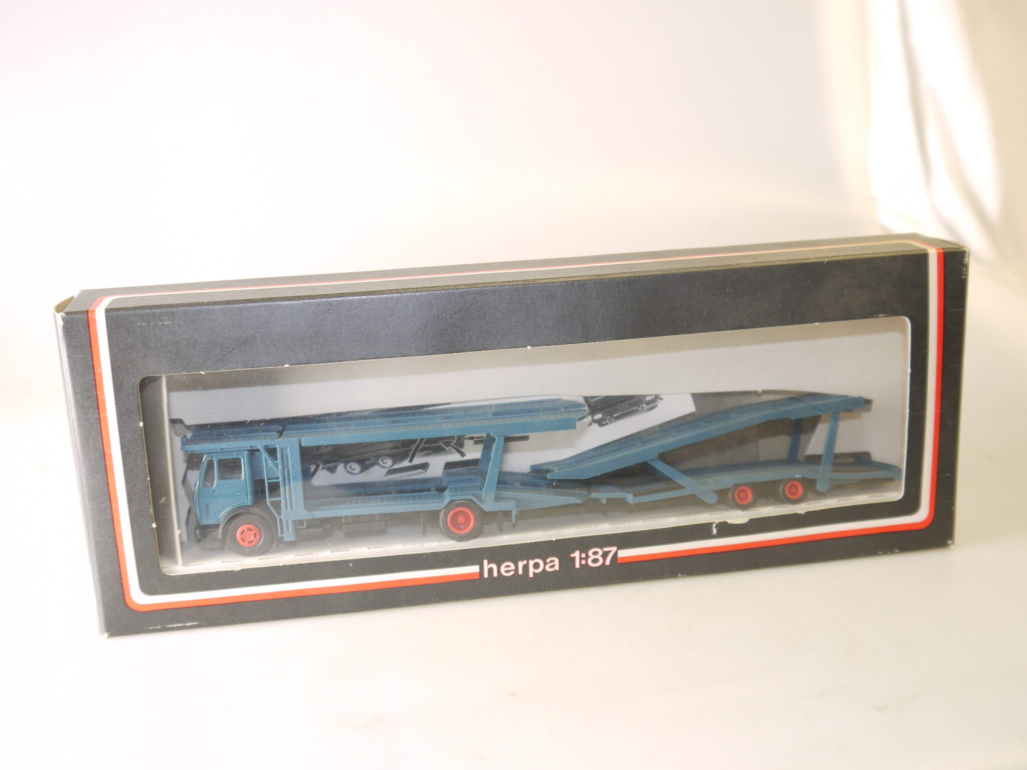 1:87 Herpa 806150 MB SK Autotransporter blau, neuw./ovp