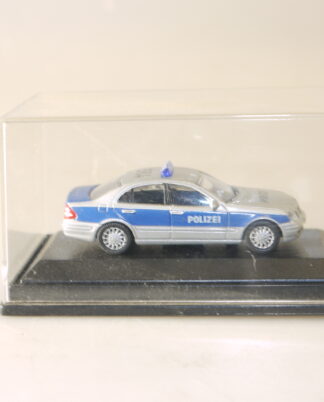 1:87 Schuco: MB E-Klasse Polizei, neuw./Teil-Vp