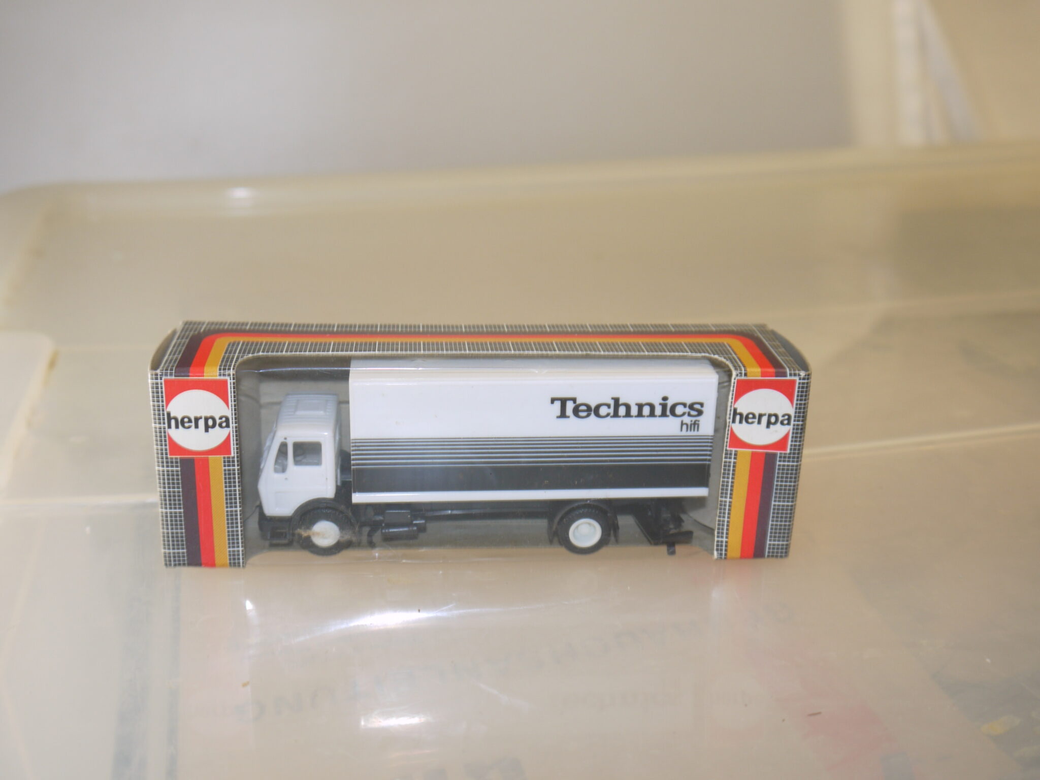 1:87 Herpa 806390 MB Koffer Technics, NEU