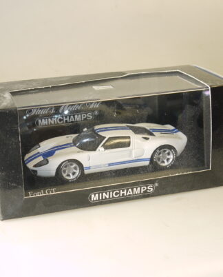 1:43 Minichamps Ford GT 2004 weiß, neuw./ovp