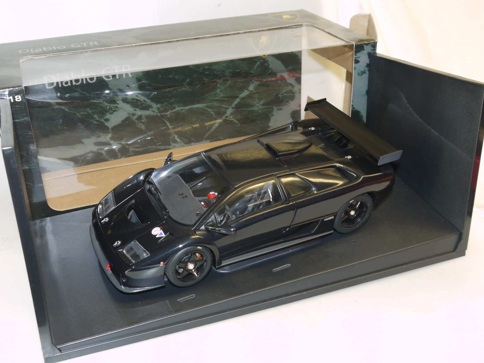 1:18 AUTOart Lamborghini Diablo GTR schwarz, neuw./ovp
