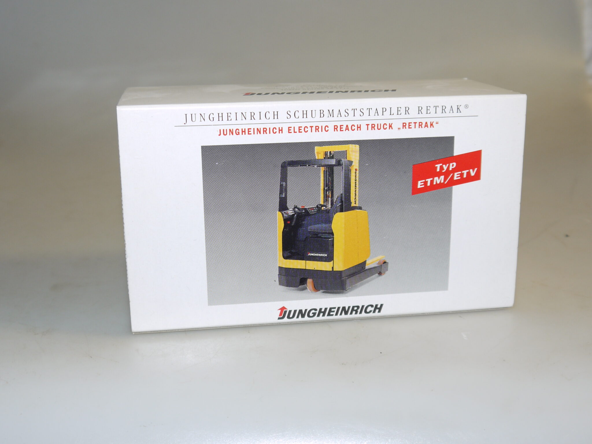 1:25 Jungheinrich Schubmaststapler Retrak Typ ETM-ETV, neuw./ovp