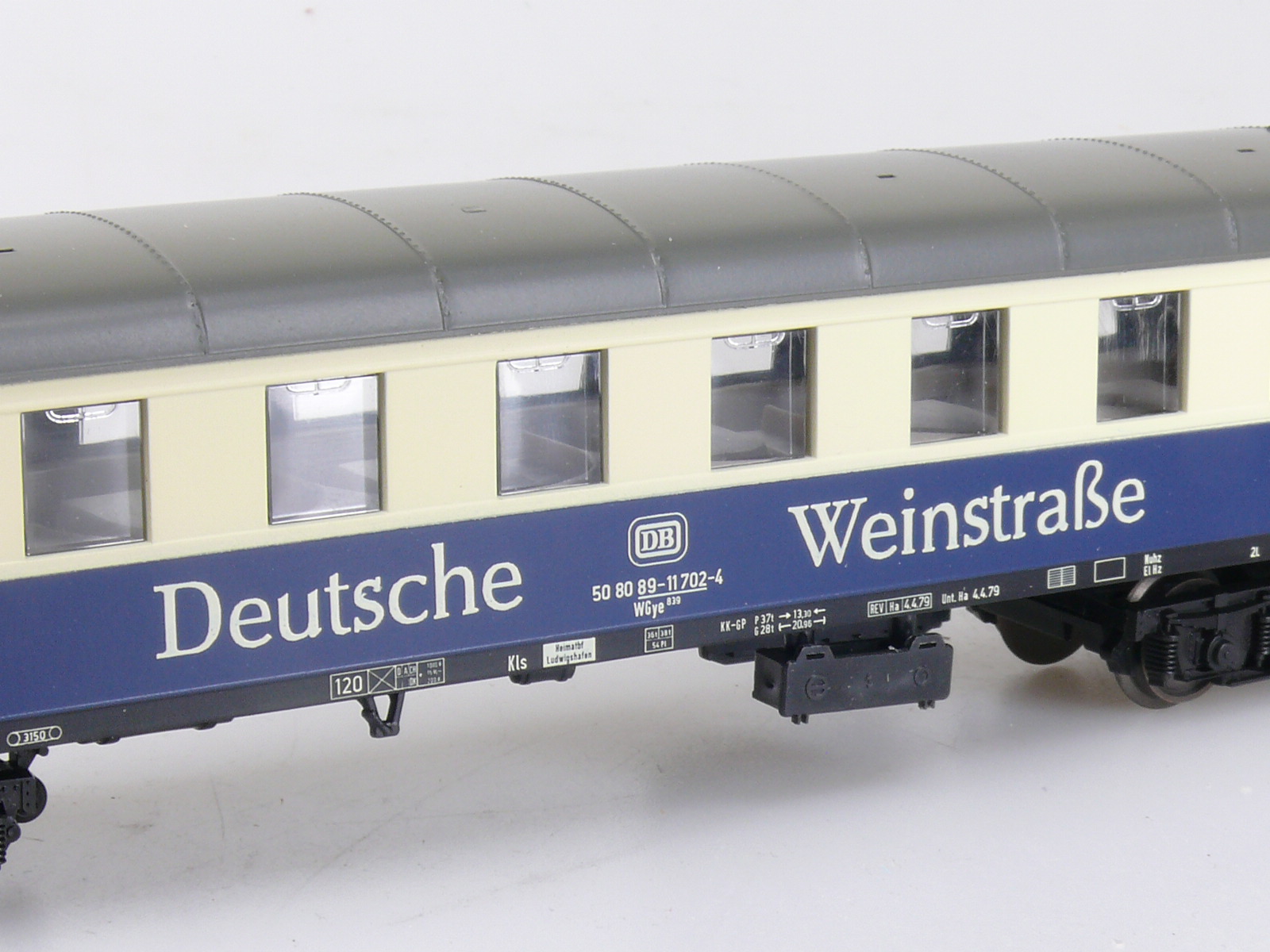 H0 Sachsenmodelle 14263 Personenwagen Deutsche Weinstrasse – neu/OVP – Bild 4