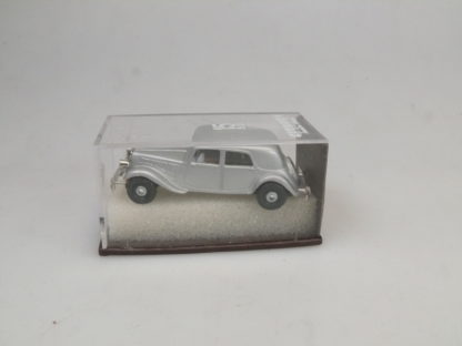 1:87 Brekina 1411 CITROEN 11CV 'SILBER' - neu