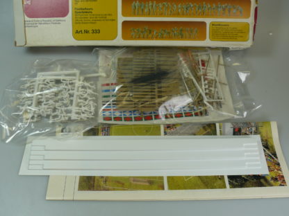 Preiser H0: 333 FIGURENSET 'FUSSBALL-ZUSCHAUER', NEU/ovp – Bild 2