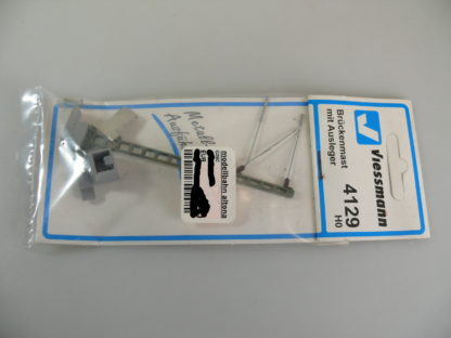 Viessmann H0: 4129 'Brückenmast mit Ausleger', neu/ovp