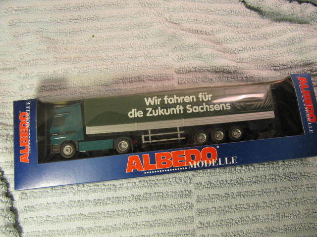 1:87 ALBEDO 250120 WIR FAHREN FÜR DIE ZUKUNFT SACHSENS MB ACTROS - NEU