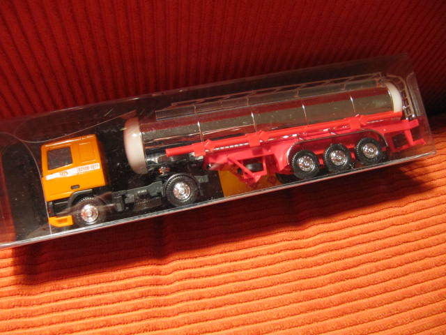 1:87 Albedo DAF CHROMTANK SZ “DTS”, neu!