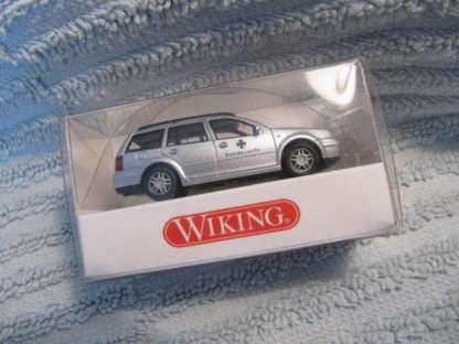 SELTEN: Wiking 696 22 28 VW GOLF IV Bundeswehr silber, neu